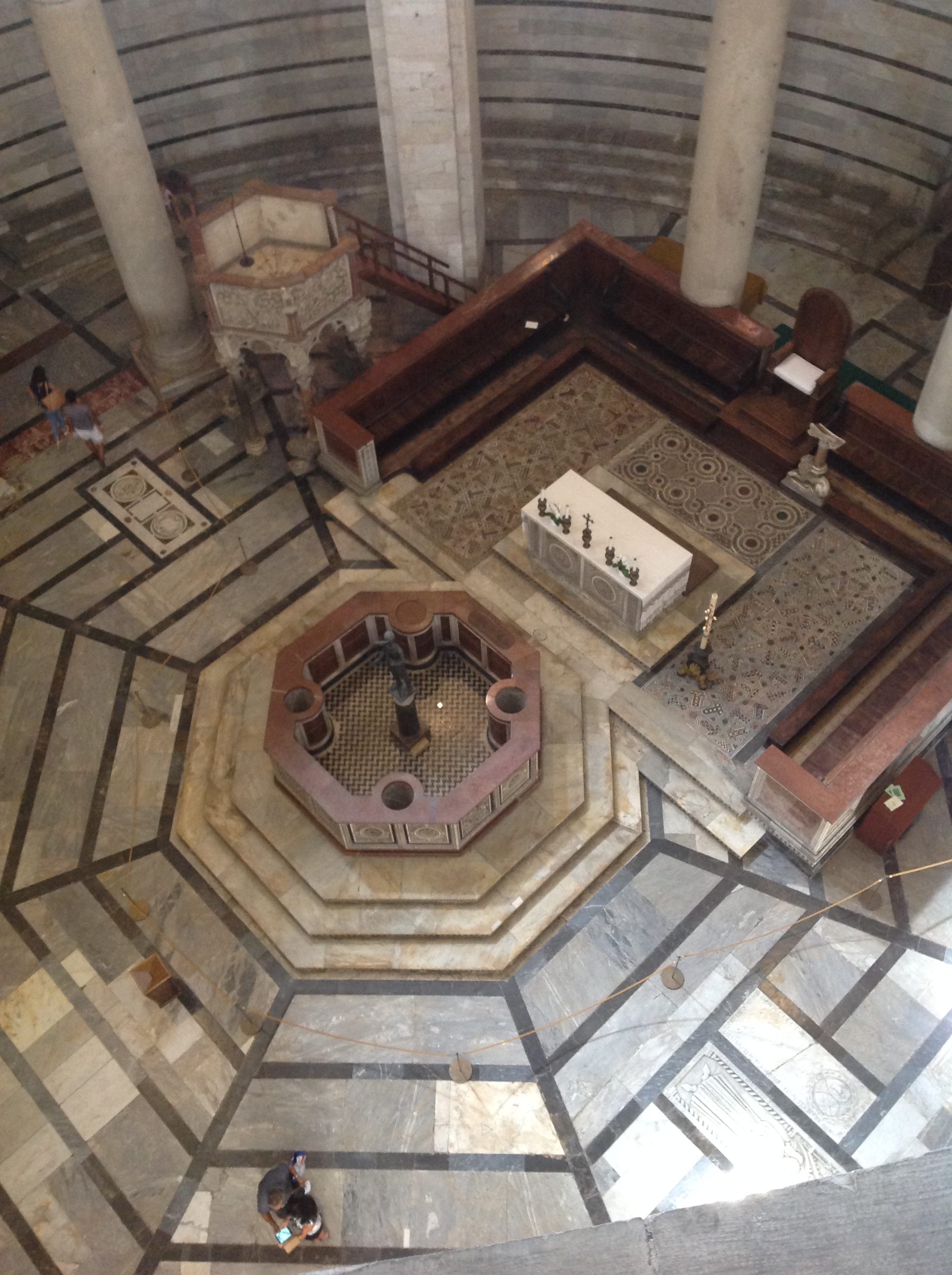 Pisa Baptistry interior
