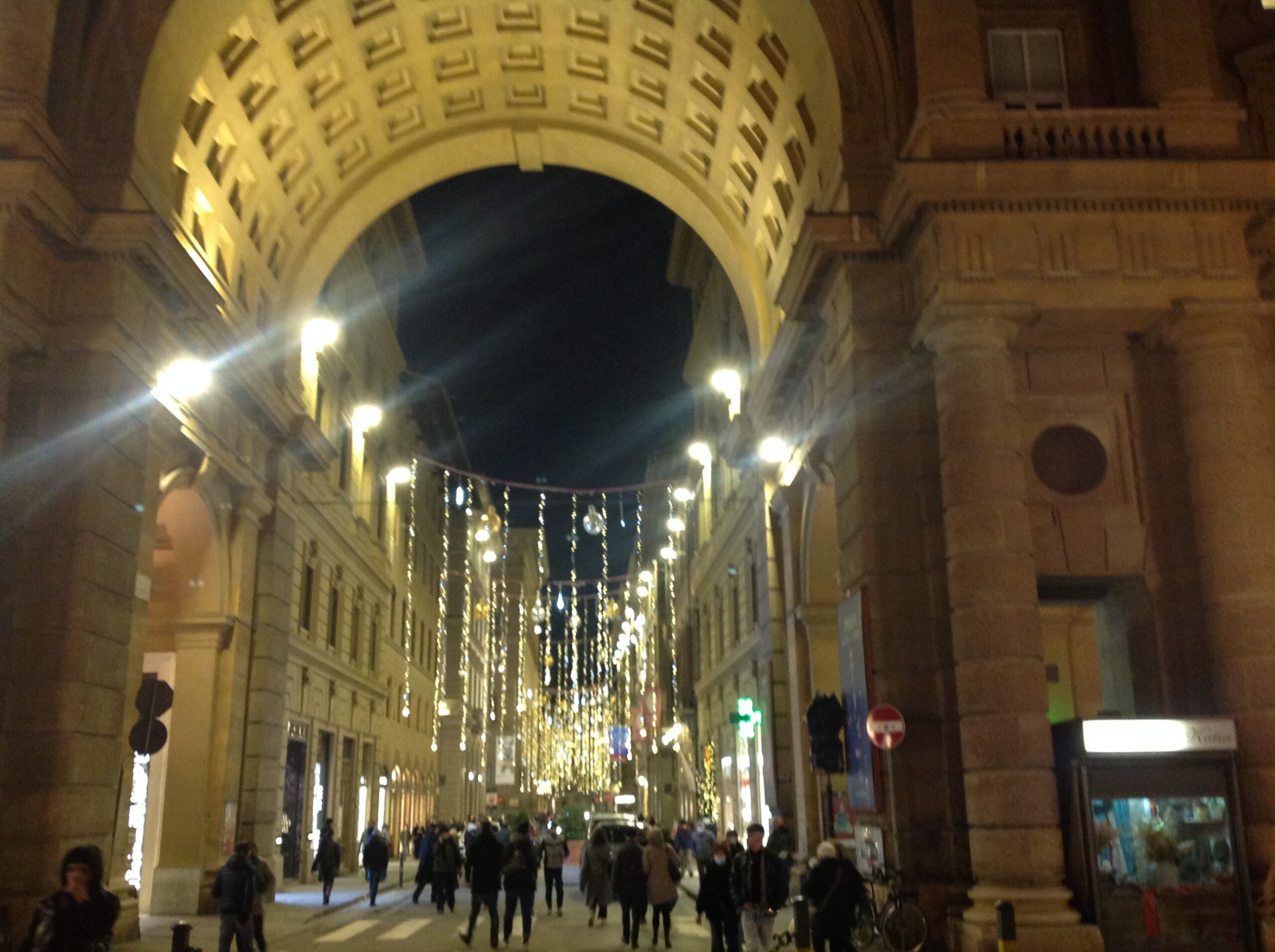 lights in P. della Repubblica 2